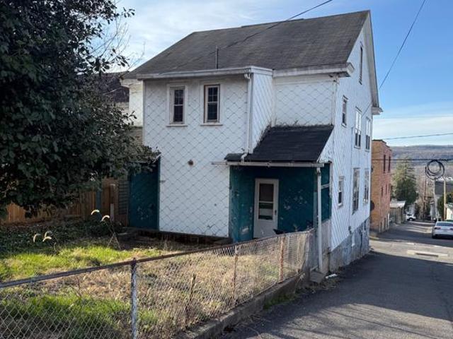 House for sale in Shamokin, Pennsylvania