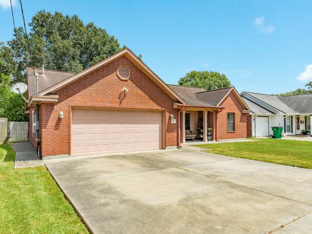 House for sale in Angleton, Texas