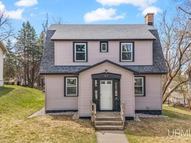 House for sale in Iron Mountain, Michigan