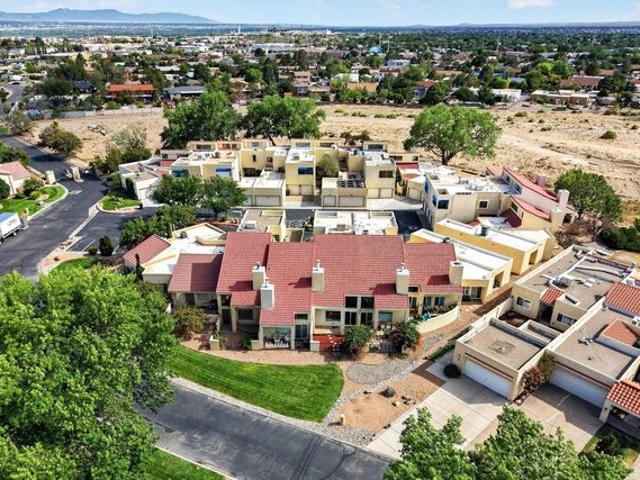 Townhouse for sale in Rio Rancho, New Mexico