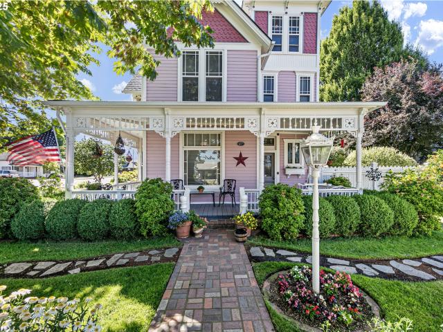 House for sale in Oregonia