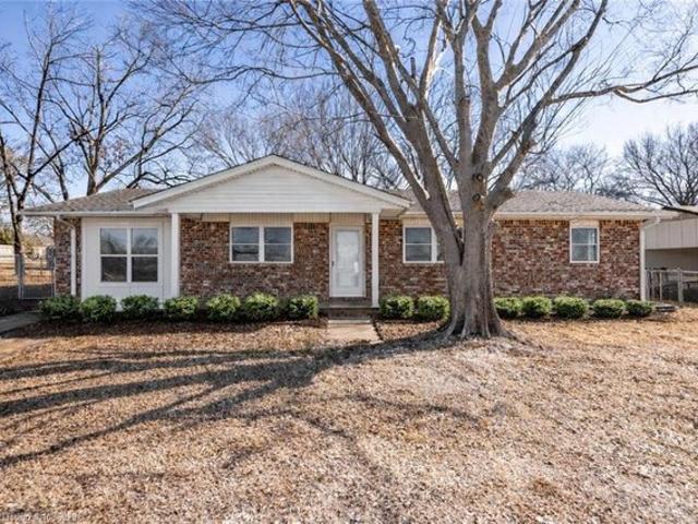 House for sale in Sallisaw, Oklahoma