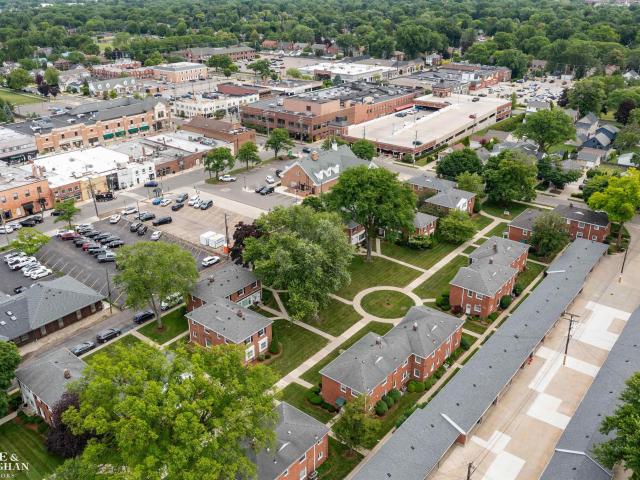 Condo for sale in Grosse Pointe, Michigan