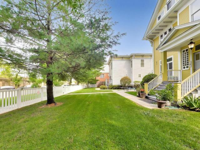 Condo for sale in Oak Park, Illinois