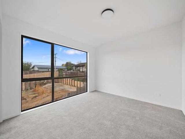 House for sale in Wairau Valley