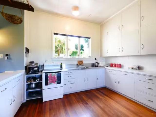 House for sale in Canterbury