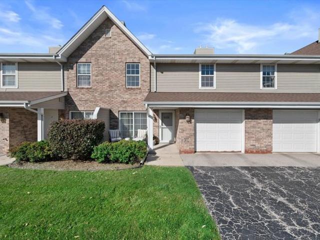 Condo for sale in City of Pewaukee, Waukesha County