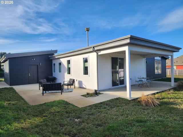 House for sale in Oregonia