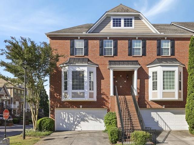 Townhouse for sale in Johns Creek, Georgia