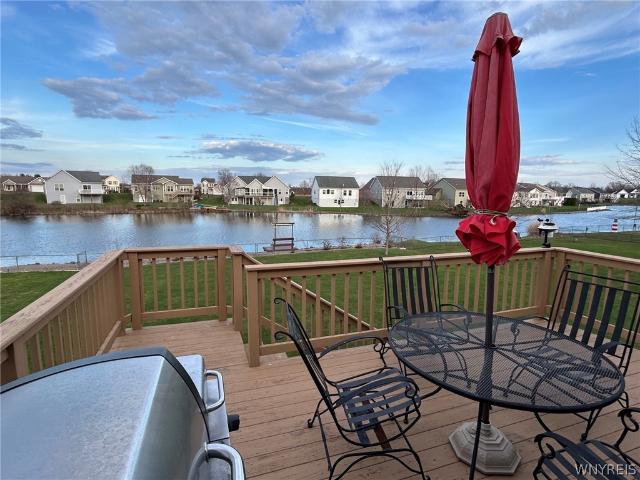 House for sale in Ontario, New York