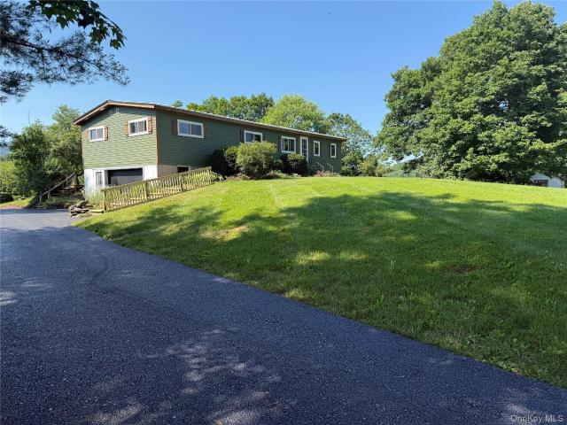 House for sale in Harpersfield, New York