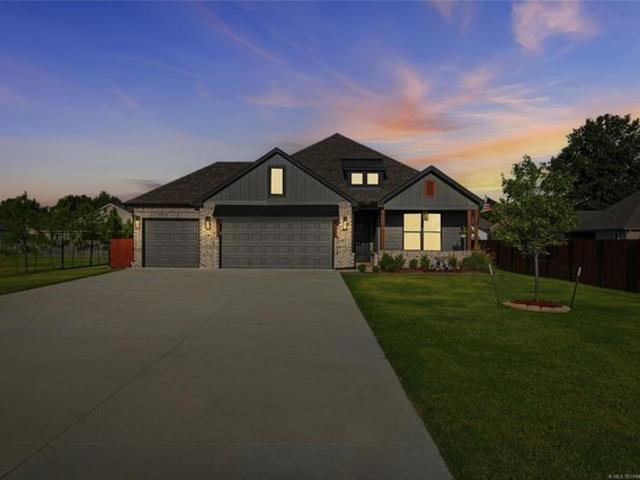 House for sale in Broken Arrow, Oklahoma