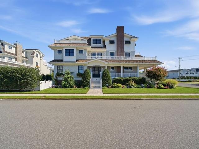 House for sale in Avalon, New Jersey