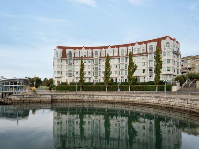 Condo for sale in Victoria, British Columbia