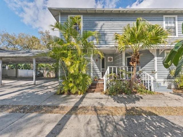 Townhouse for sale in Dunedin, Florida