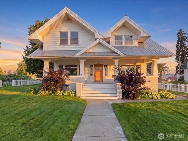 House for sale in Waterville, Douglas County