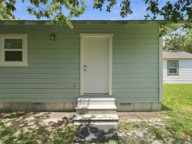 House for sale in Seguin, Texas