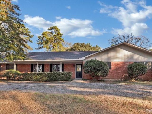 House for sale in Plain Dealing, Louisiana