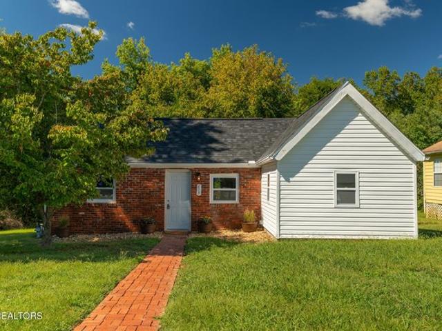 House for sale in South Clinton, Clinton