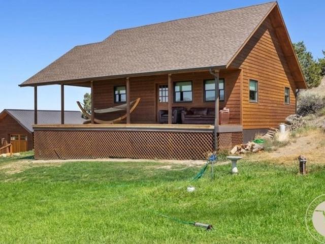 House for sale in Absarokee, Montana