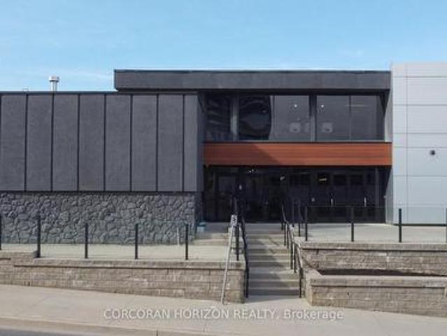 Commercial for rent in Kitchener, Ontario