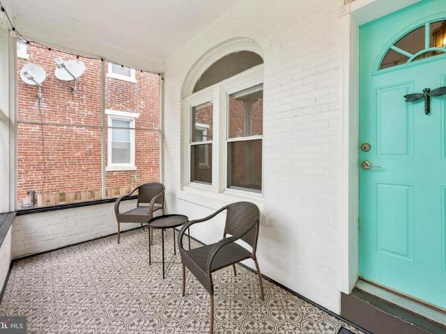 Townhouse for sale in Collingswood Townhouse for sale in Collingswood