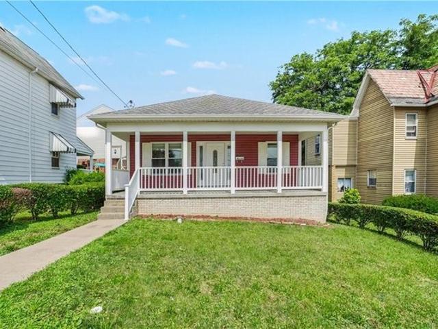 House for sale in Coraopolis, Pennsylvania