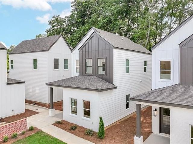 House for sale in Auburn, Alabama