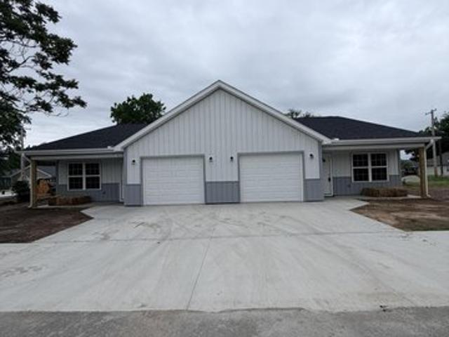 Townhouse for sale in Webb City, Missouri
