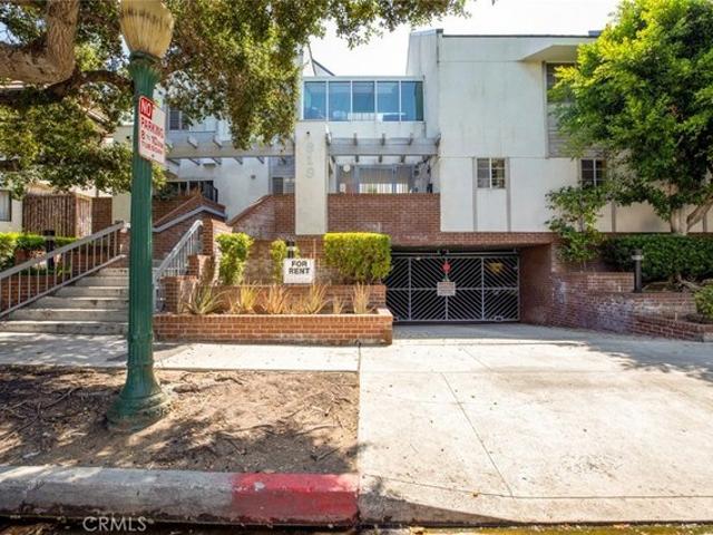 Condo for sale in Glendale, California