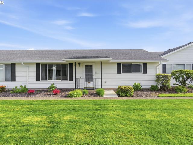 Condo for sale in Oregonia