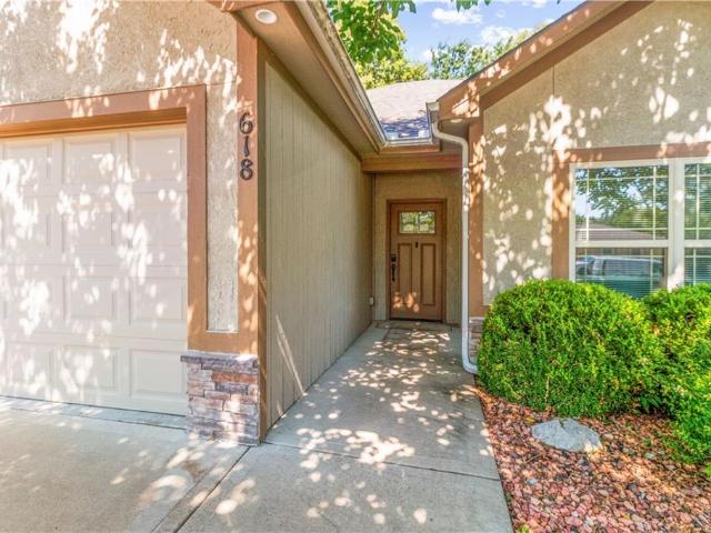 House for sale in Grain Valley, Jackson County