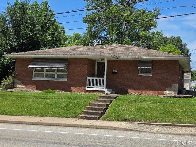 House for sale in Highland, Illinois