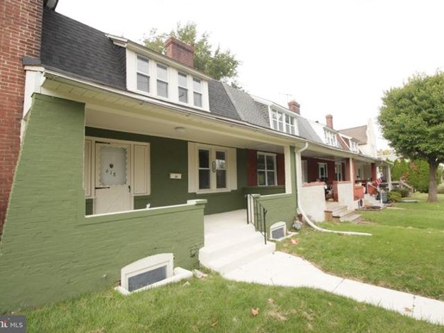 Townhouse for sale in Marcus Hook, Delaware County
