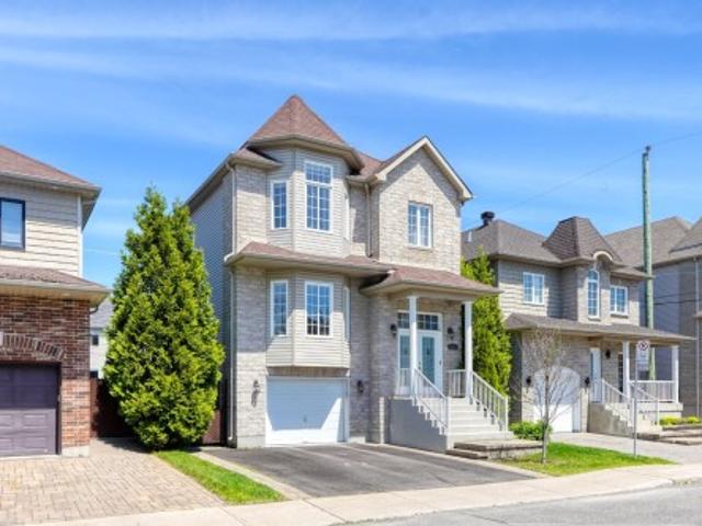 House for sale in Fabreville, Quebec