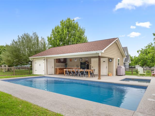 House for sale in Flatonia, Texas