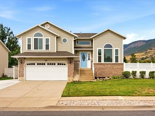 House for sale in Willow Farm Estates, Centerville