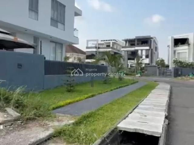 Land for sale in Eti Osa, Lagos