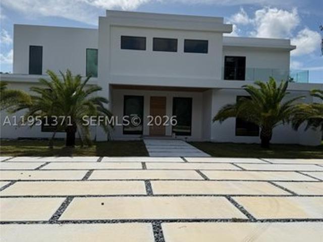 House for sale in Pinecrest, Florida
