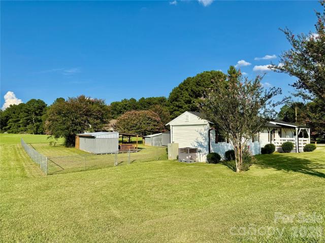 House for sale in Great Falls, South Carolina