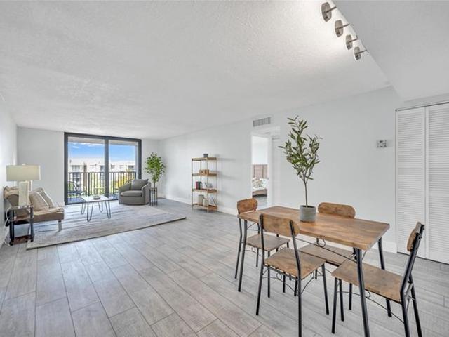 Condo for sale in Tamarac, Florida