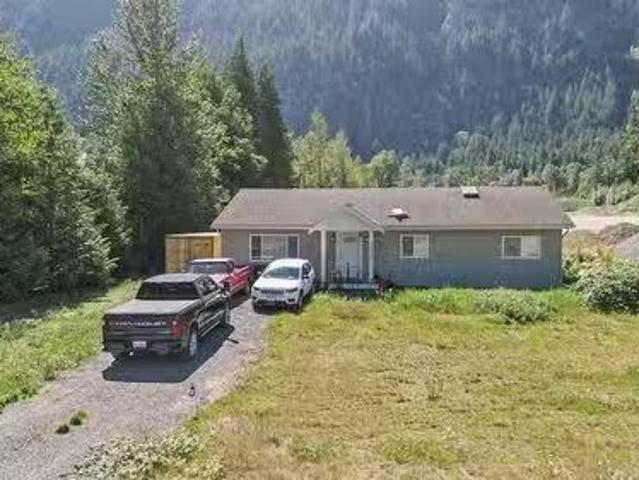 House for sale in Hope, British Columbia