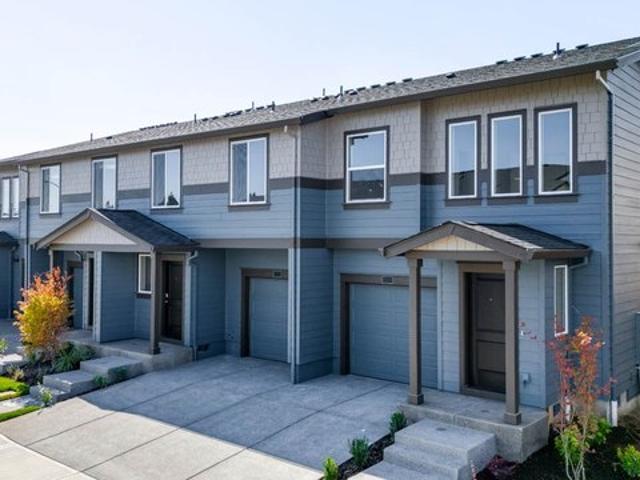 Townhouse for sale in Oregonia