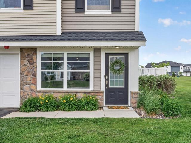 Townhouse for sale in Cottage Grove, Minnesota