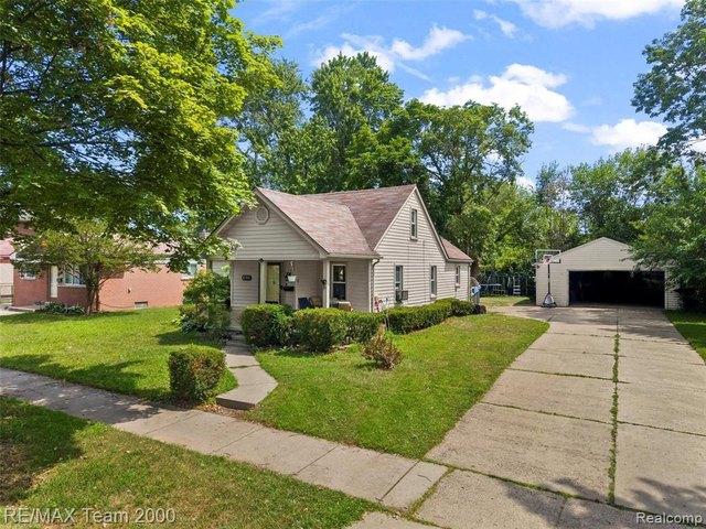 House for sale in Dearborn Heights, Wayne County