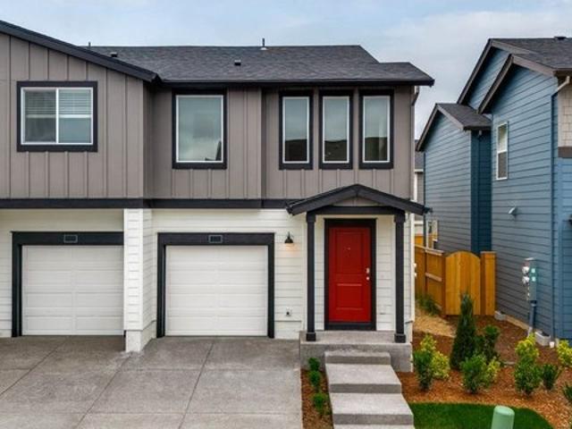 Townhouse for sale in Oregonia