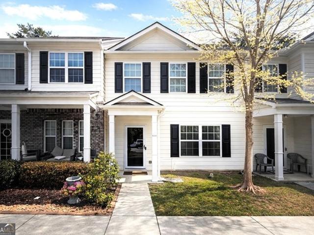 Townhouse for sale in Union City, Georgia