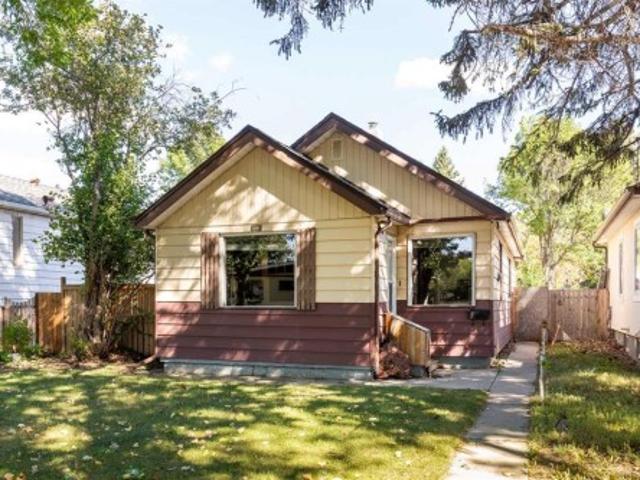 House for sale in Senator Buchanan, Lethbridge