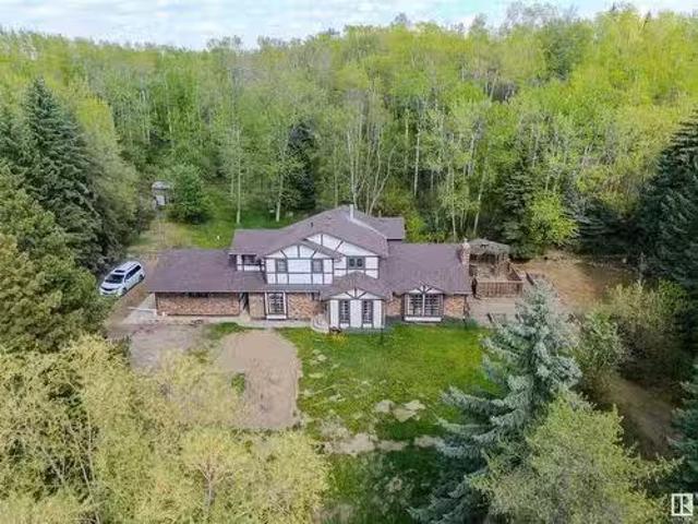 House for sale in Alberta