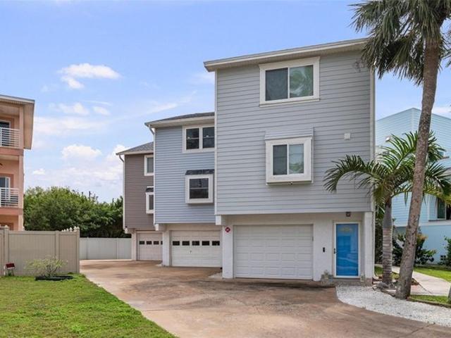 Townhouse for sale in Indian Rocks Beach, Florida